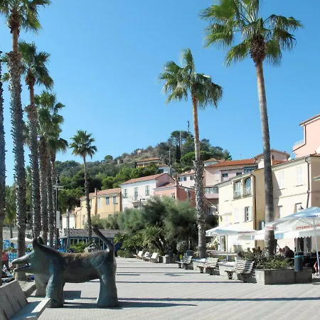 Locazione Turistica Campeggio Il Persiano Feriehus San Lorenzo al Mare