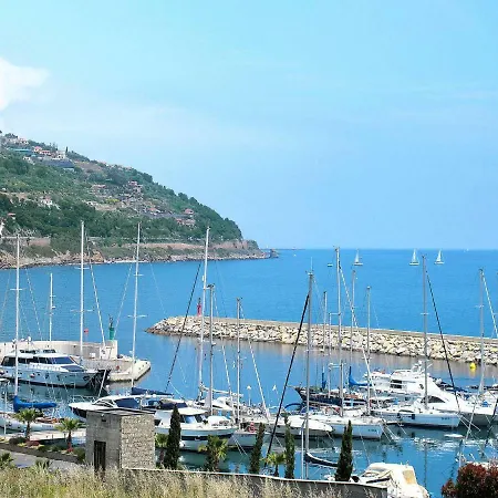 Locazione Turistica Campeggio Il Persiano Feriehus